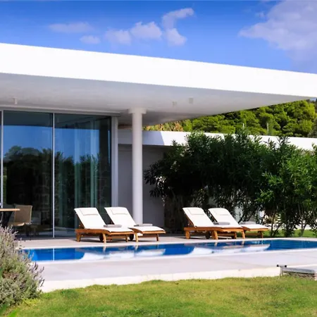 - Hermes Villa