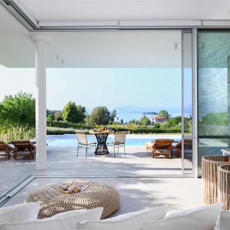 - Hermes * Lefkada City