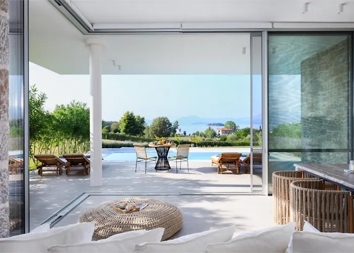 - Hermes * Lefkada City